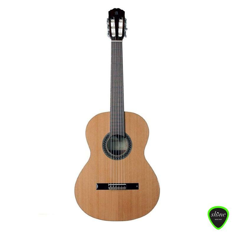 Alhambra 1c Spanish Guitar Side Right View 1