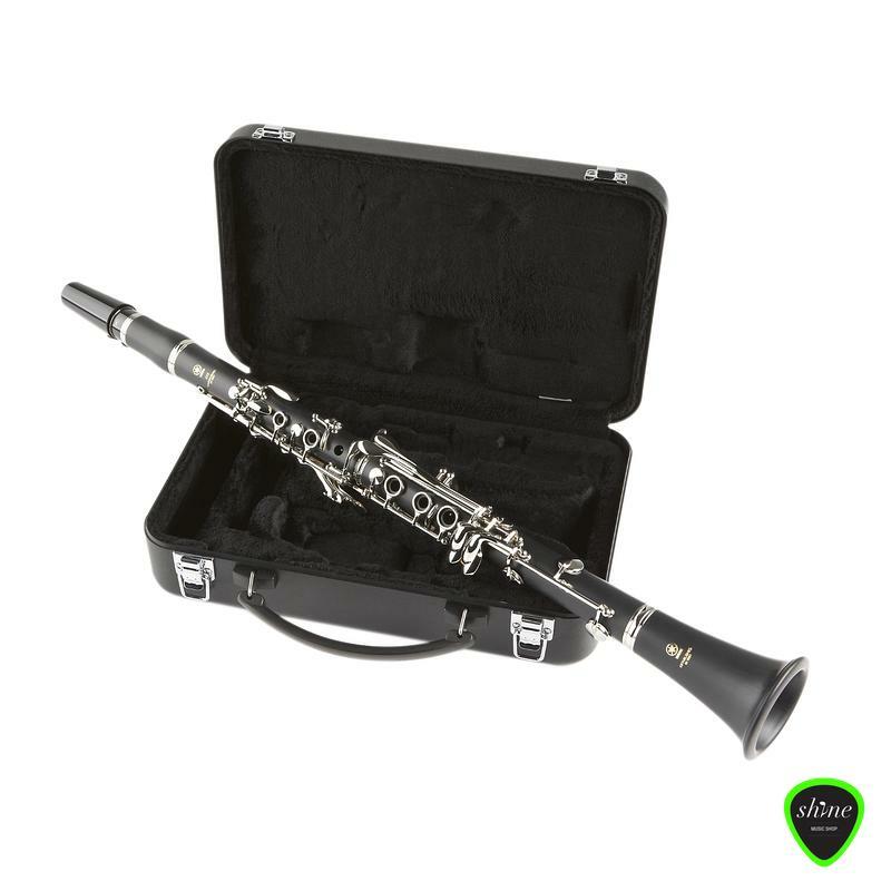 Yamaha Ycl 255 Clarinete Side Right View 1
