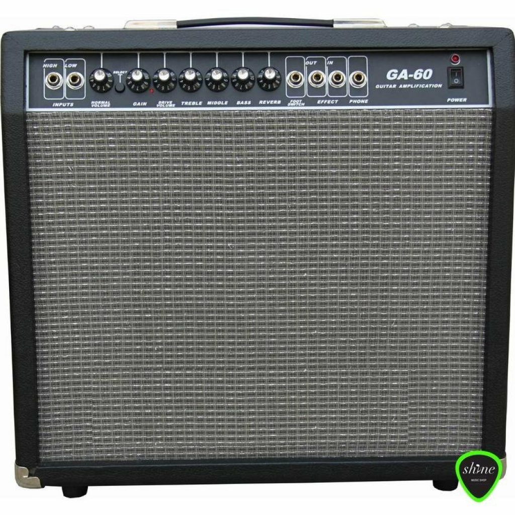 Amplificador combo de guitarra Goldea GA-60